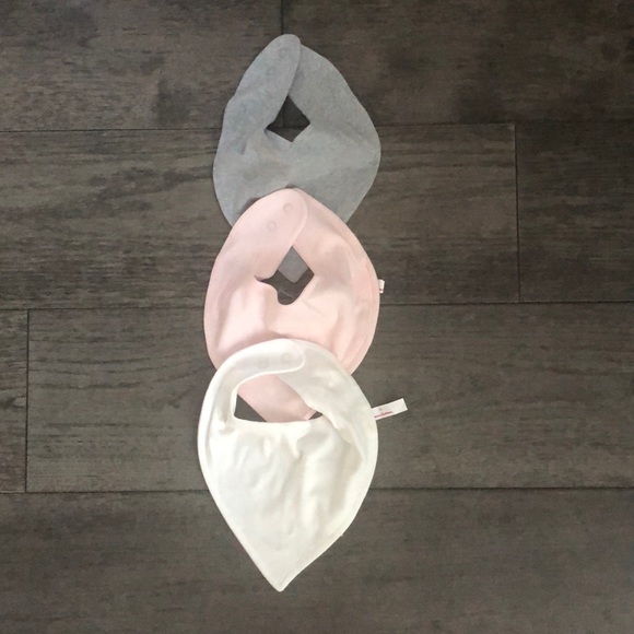 Hanna Andersson Other - 🍒HP🍒 Hanna Andersson Bundle of three baby’s bibs